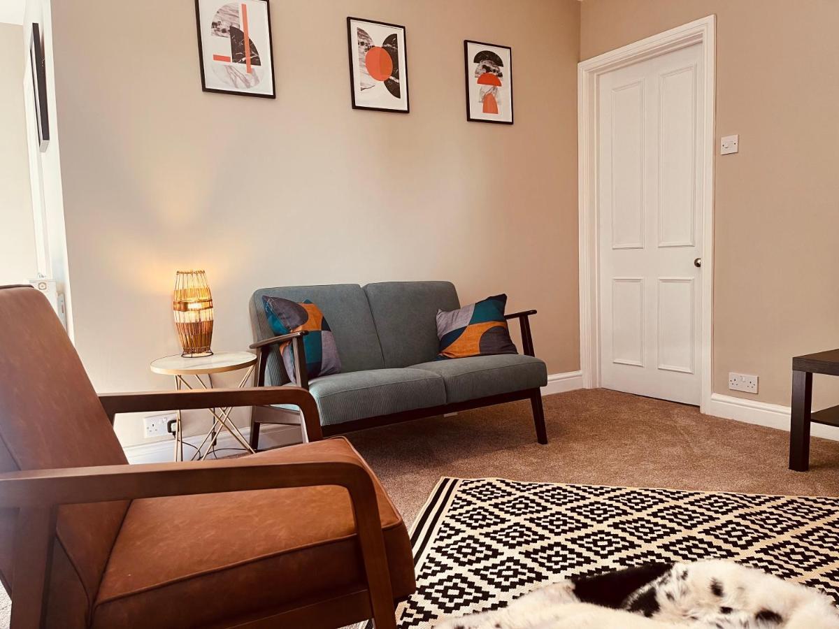 Picton-House Hotel Llandowror Екстериор снимка
